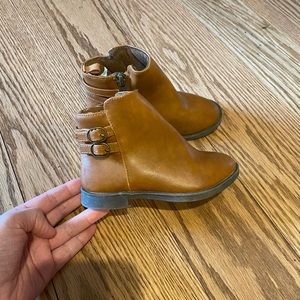 Crazy 8 brand girl boots